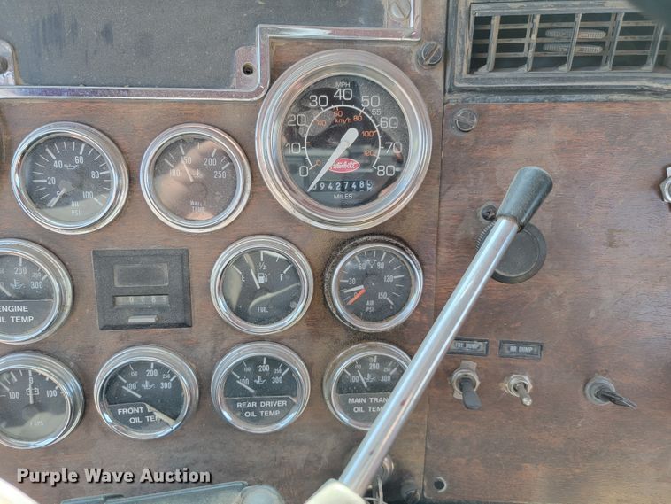 image for item LL9583 1996 Peterbilt 378  semi truck