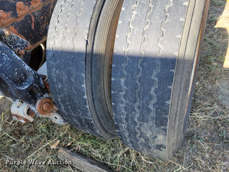 image for item LL9583 1996 Peterbilt 378  semi truck