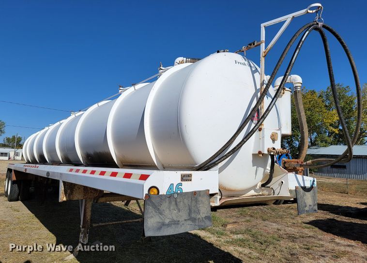 image for item LL9584 2012 Dragon  vacuum trailer