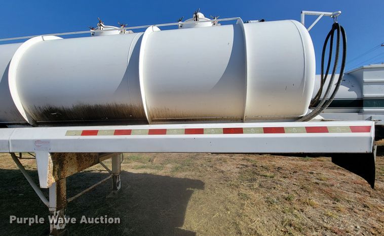 image for item LL9584 2012 Dragon  vacuum trailer