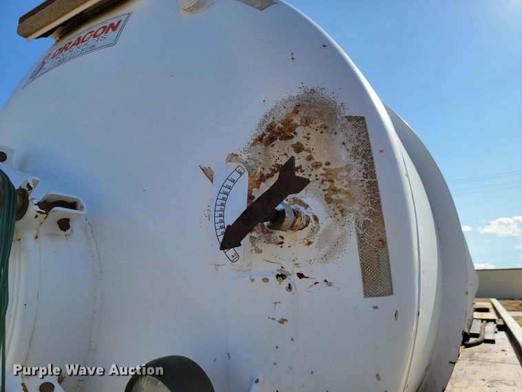 image for item LL9584 2012 Dragon  vacuum trailer