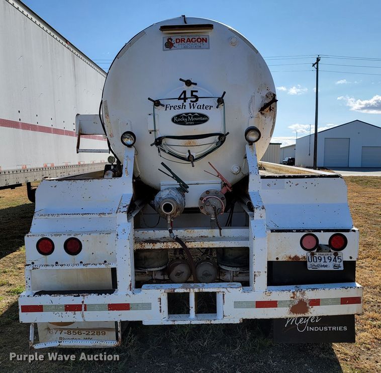 image for item LL9585 2011 Dragon  vacuum trailer