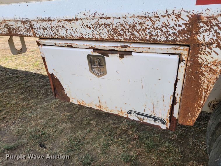 image for item LL9585 2011 Dragon  vacuum trailer