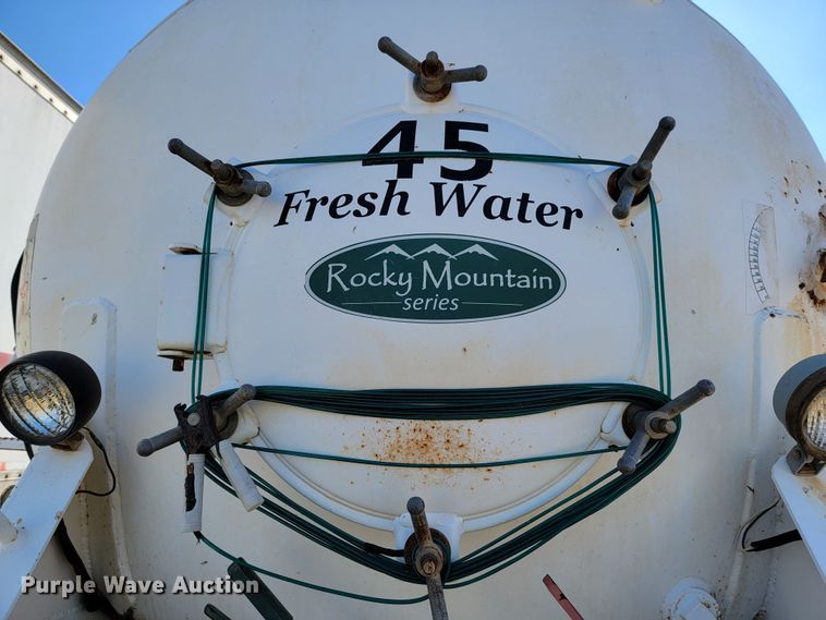 image for item LL9585 2011 Dragon  vacuum trailer