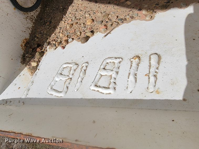 image for item LL9585 2011 Dragon  vacuum trailer