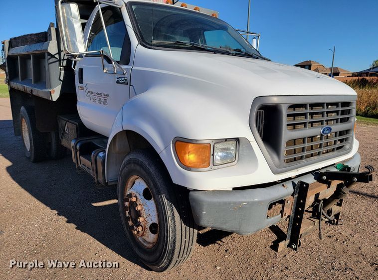 image for item LL9620 2000 Ford F650 Super Duty XL  dump truck