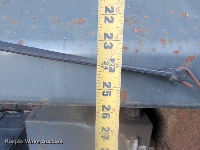 image for item LL9620 2000 Ford F650 Super Duty XL  dump truck