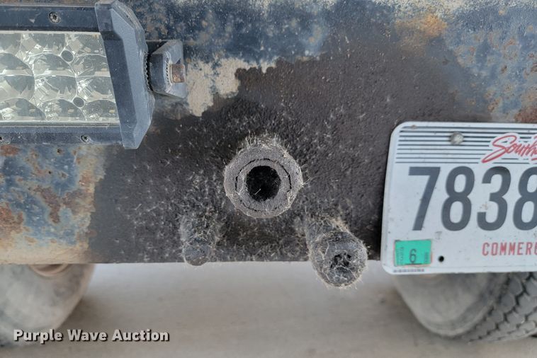 image for item LL9620 2000 Ford F650 Super Duty XL  dump truck