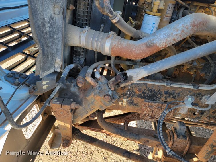 image for item LL9620 2000 Ford F650 Super Duty XL  dump truck