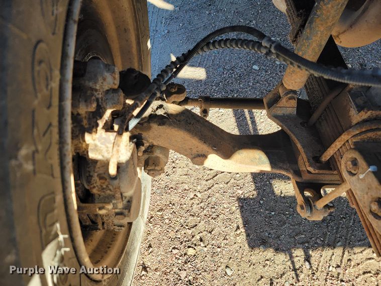 image for item LL9620 2000 Ford F650 Super Duty XL  dump truck