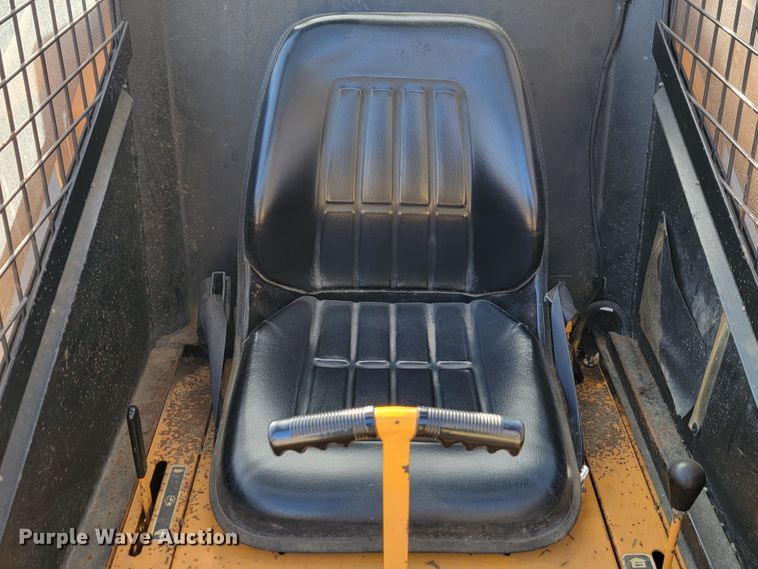 image for item LL9621 Mustang 920  skid steer loader