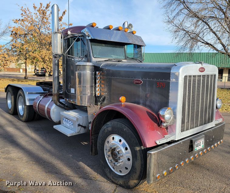 image for item LL9630 1989 Peterbilt 379  semi truck