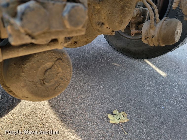 image for item LL9630 1989 Peterbilt 379  semi truck