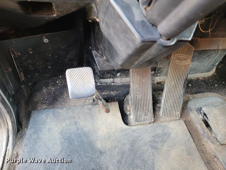 image for item LL9630 1989 Peterbilt 379  semi truck