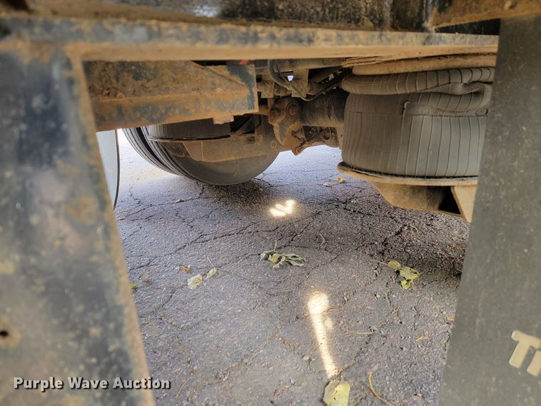 image for item LL9631 2016 Doonan 5021CM  drop deck equipment trailer