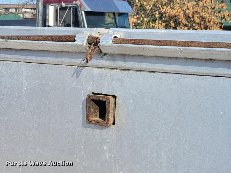 image for item LL9631 2016 Doonan 5021CM  drop deck equipment trailer