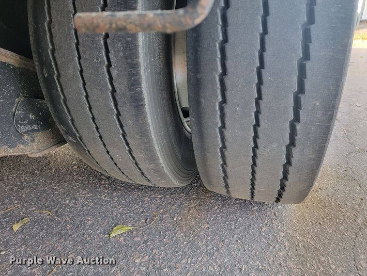 image for item LL9631 2016 Doonan 5021CM  drop deck equipment trailer