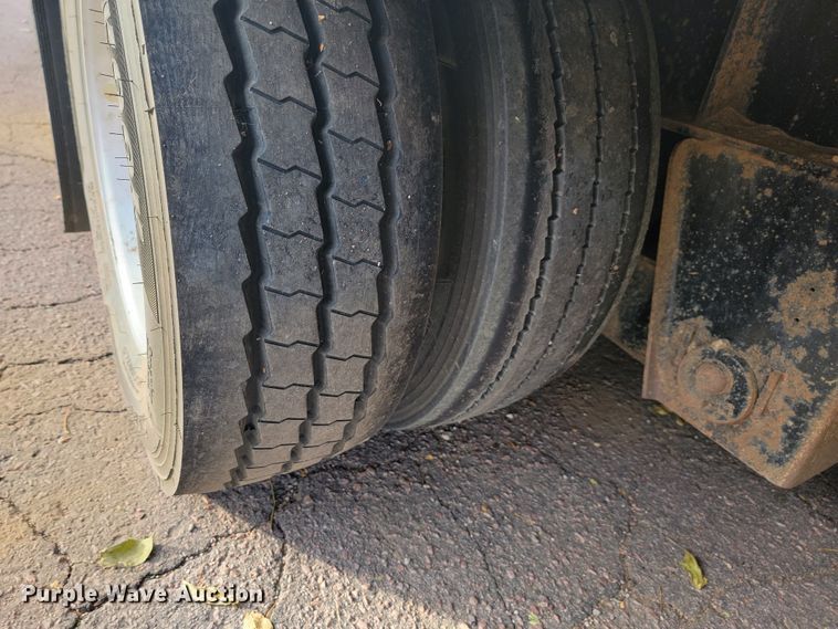 image for item LL9631 2016 Doonan 5021CM  drop deck equipment trailer