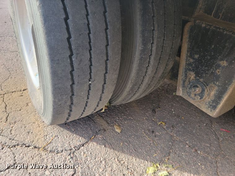 image for item LL9631 2016 Doonan 5021CM  drop deck equipment trailer