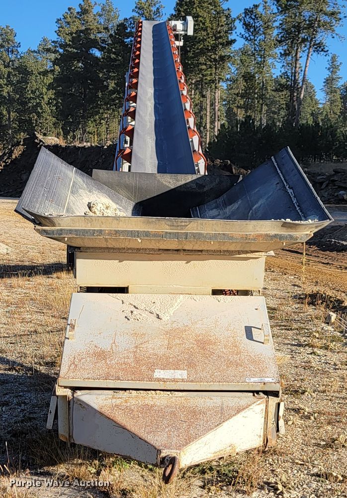 image for item LL9643 Superior 30X70PRSC  conveyor