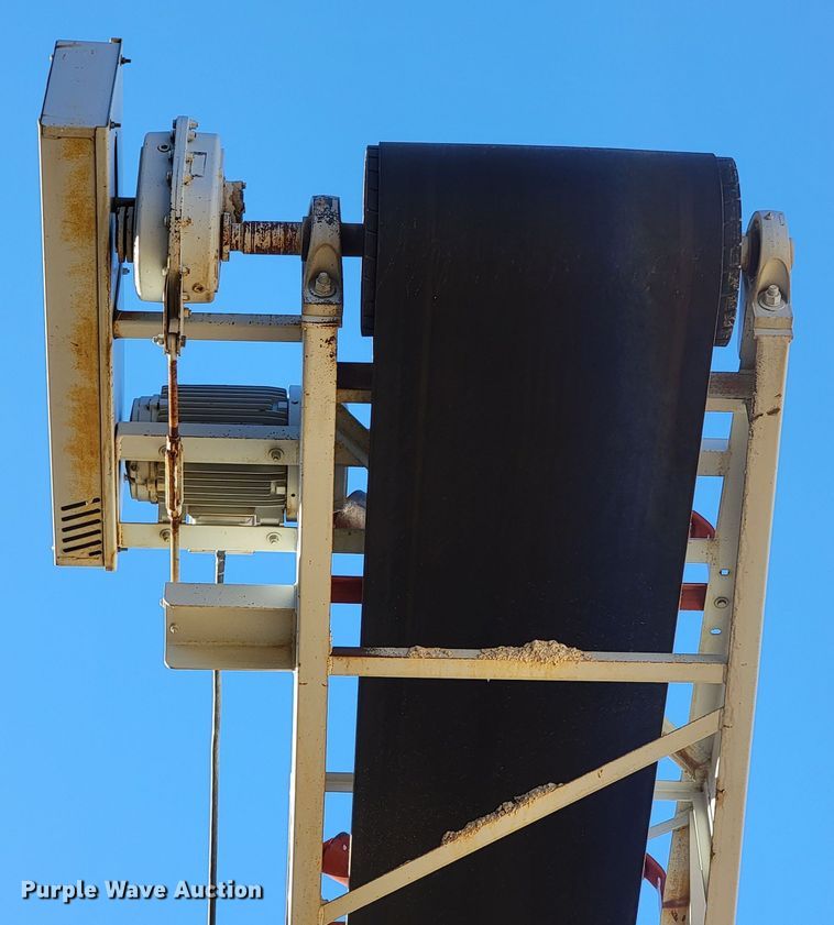 image for item LL9643 Superior 30X70PRSC  conveyor