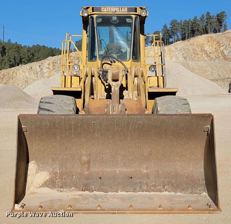 image for item LL9644 1989 Caterpillar 966E  wheel loader