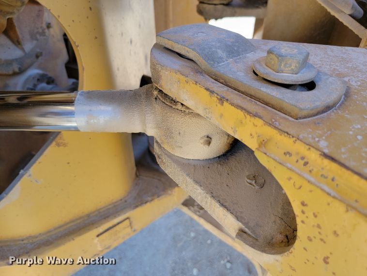 image for item LL9644 1989 Caterpillar 966E  wheel loader
