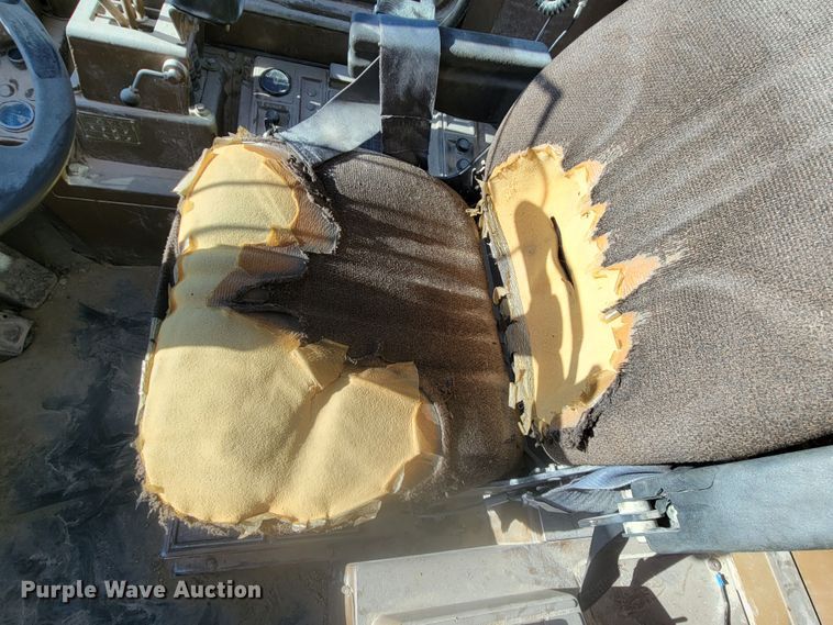 image for item LL9644 1989 Caterpillar 966E  wheel loader