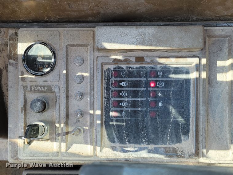 image for item LL9644 1989 Caterpillar 966E  wheel loader