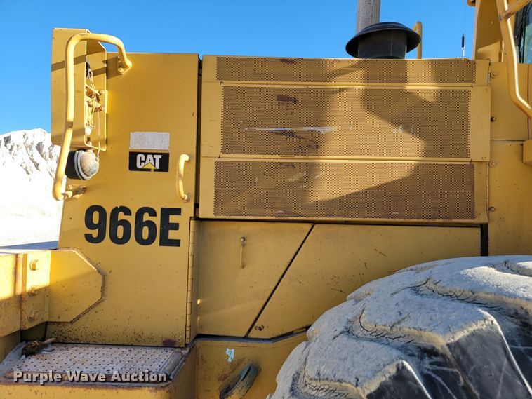 image for item LL9644 1989 Caterpillar 966E  wheel loader