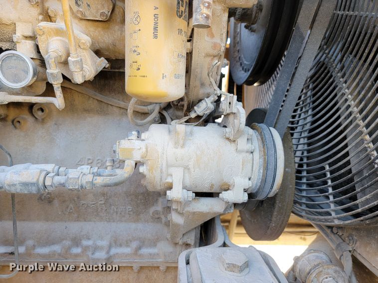 image for item LL9644 1989 Caterpillar 966E  wheel loader