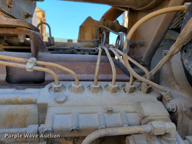 image for item LL9644 1989 Caterpillar 966E  wheel loader