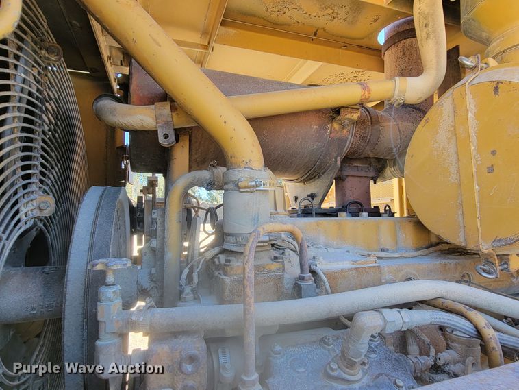 image for item LL9644 1989 Caterpillar 966E  wheel loader