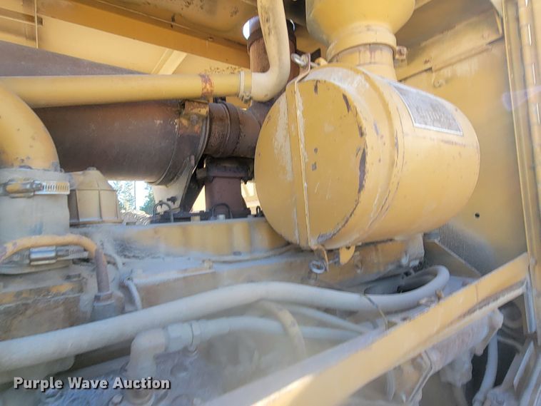 image for item LL9644 1989 Caterpillar 966E  wheel loader