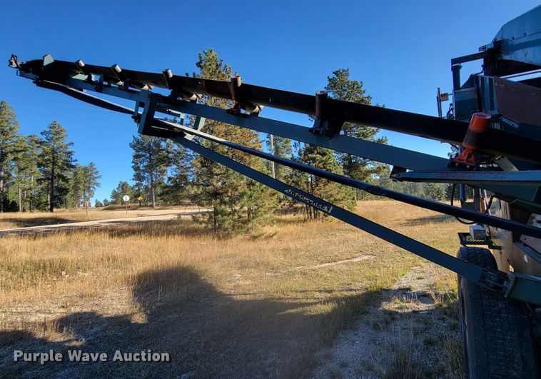 image for item LL9645 Powerscreen Chieftain  screening plant