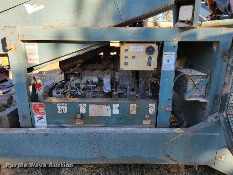 image for item LL9645 Powerscreen Chieftain  screening plant