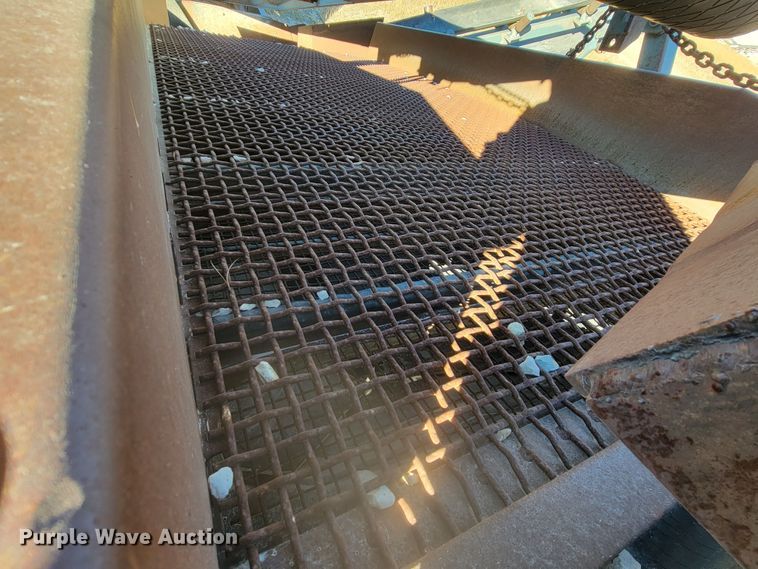 image for item LL9645 Powerscreen Chieftain  screening plant