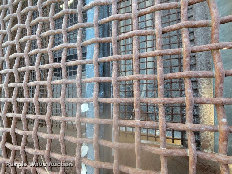 image for item LL9645 Powerscreen Chieftain  screening plant