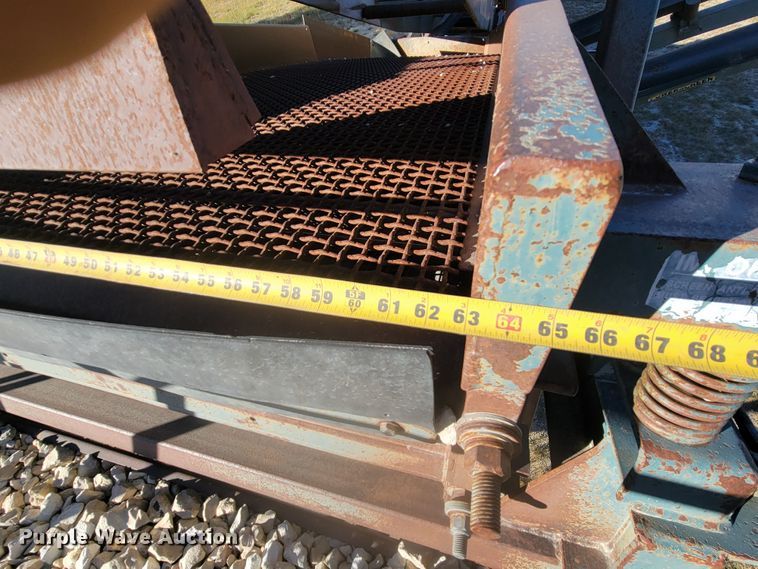 image for item LL9645 Powerscreen Chieftain  screening plant