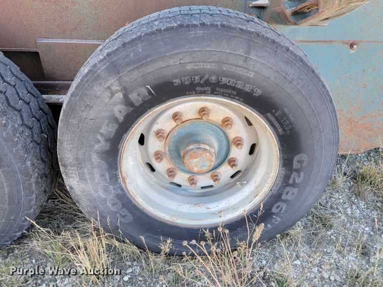 image for item LL9645 Powerscreen Chieftain  screening plant