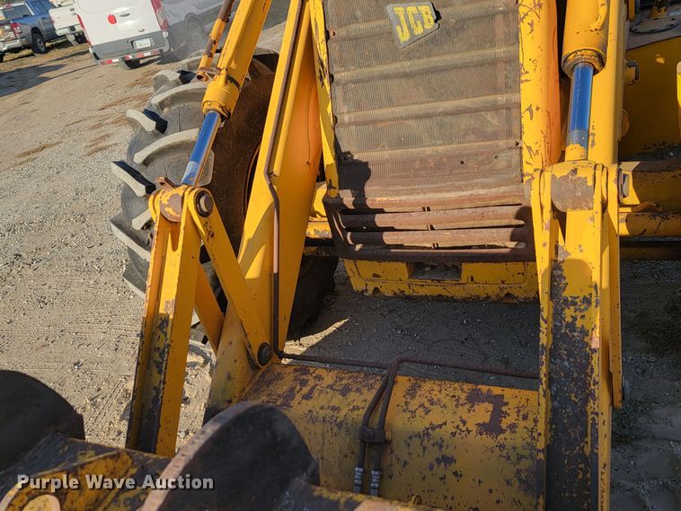 image for item LL9657 1995 JCB 214S  backhoe