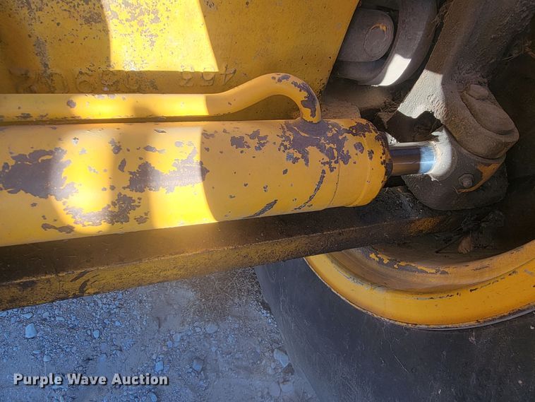 image for item LL9657 1995 JCB 214S  backhoe