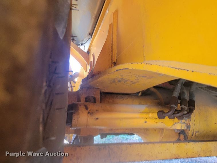 image for item LL9657 1995 JCB 214S  backhoe