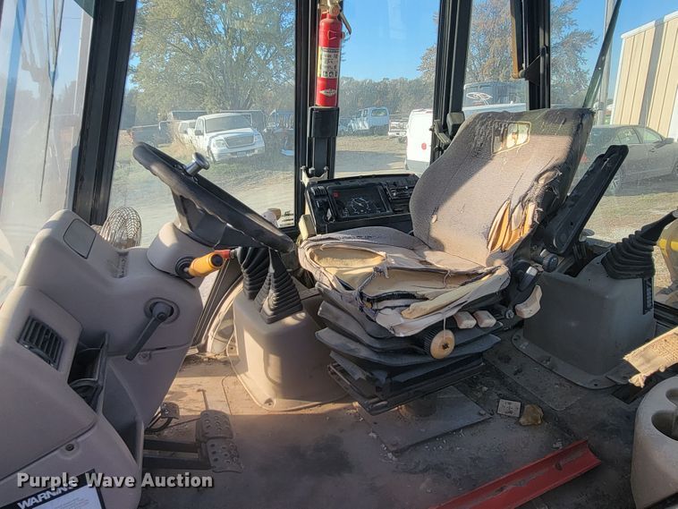 image for item LL9657 1995 JCB 214S  backhoe