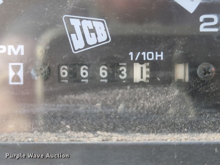 image for item LL9657 1995 JCB 214S  backhoe