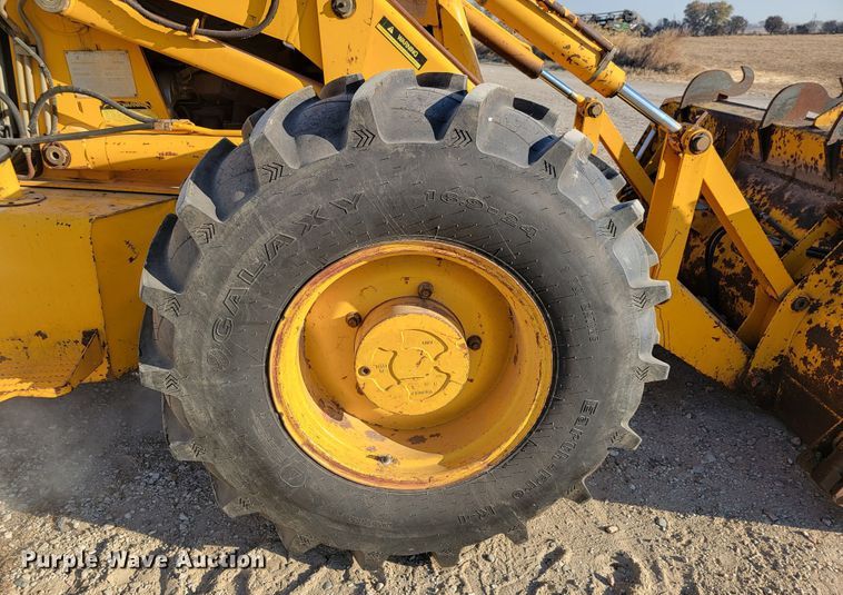 image for item LL9657 1995 JCB 214S  backhoe