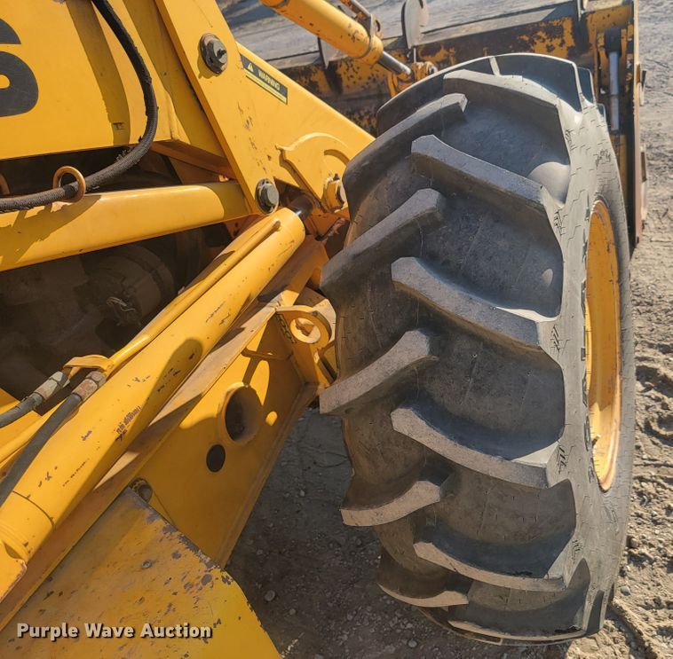 image for item LL9657 1995 JCB 214S  backhoe