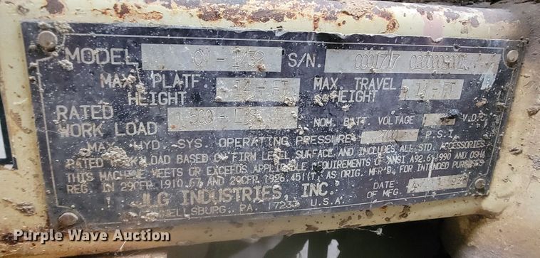 image for item LL9659 1993 JLG CM-1432  scissor lift