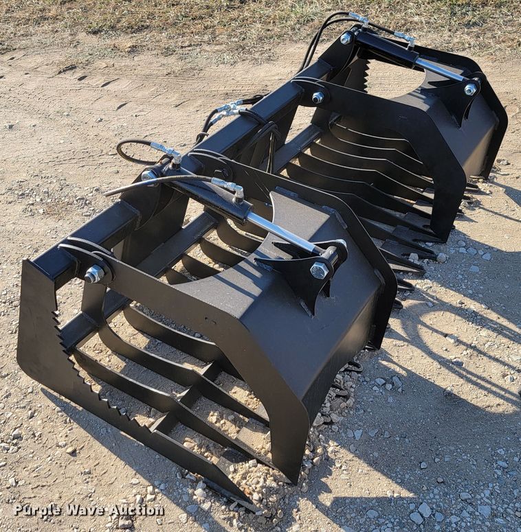 image for item LL9660 Skid steer grapple bucket