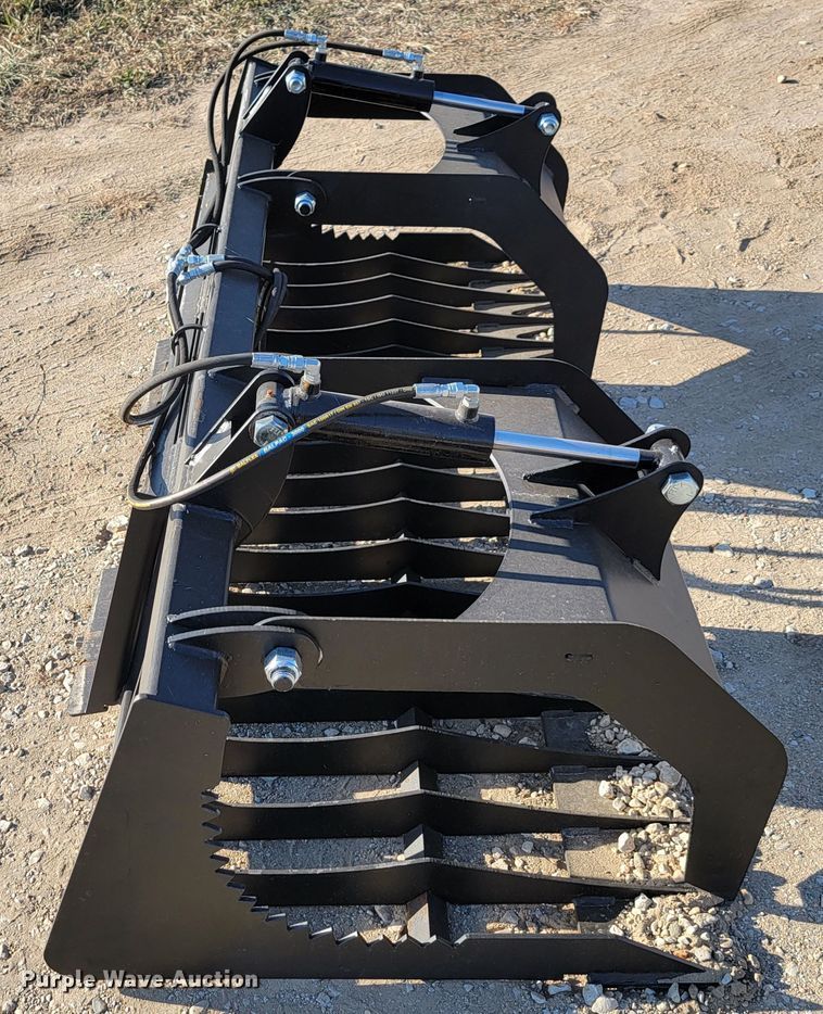 image for item LL9660 Skid steer grapple bucket